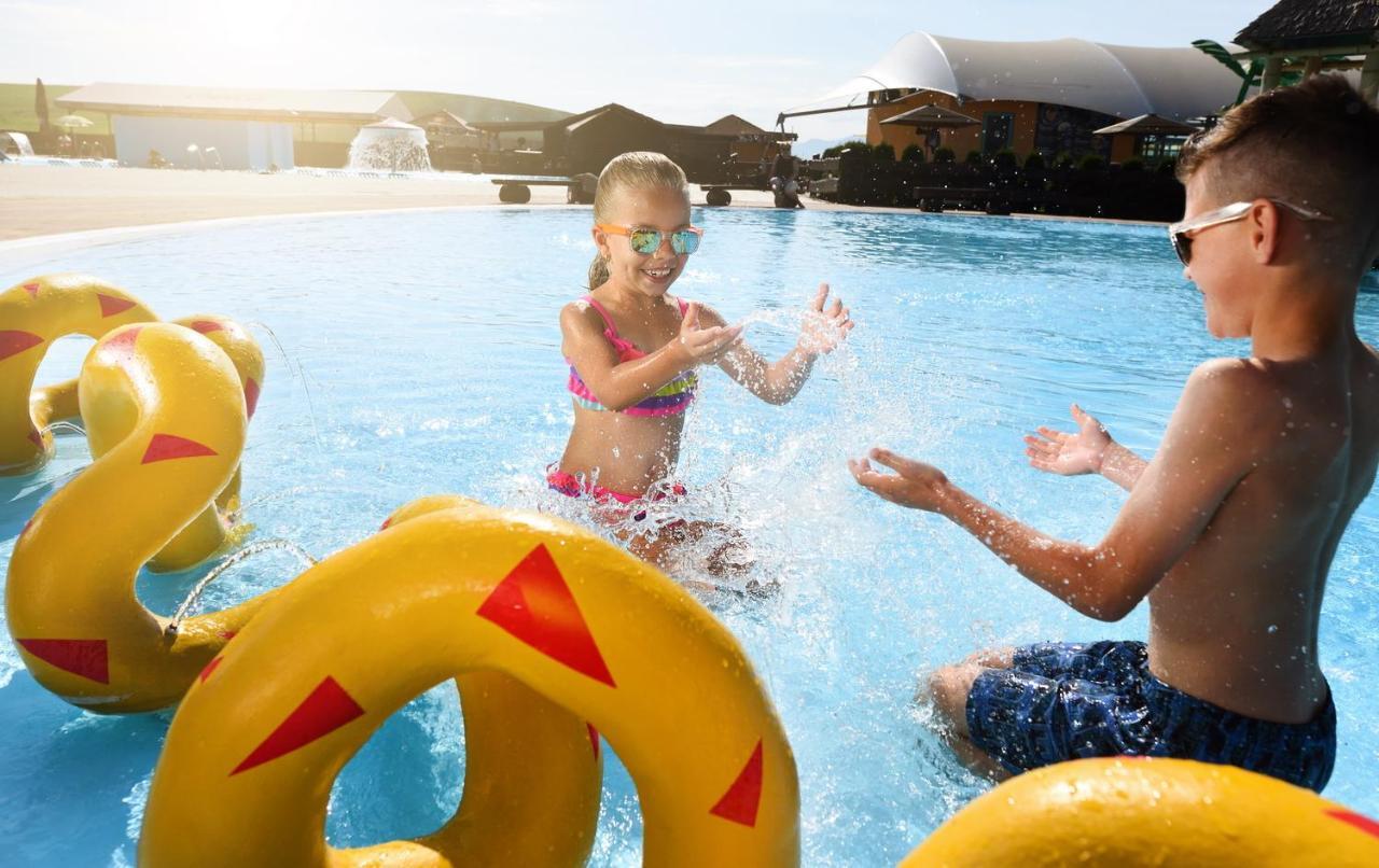 Holiday Village Tatralandia Liptovský Mikuláš Dış mekan fotoğraf